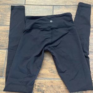 Black low rise lululemon leggings size 4